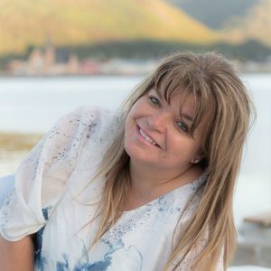 Meet your Posher, Annie